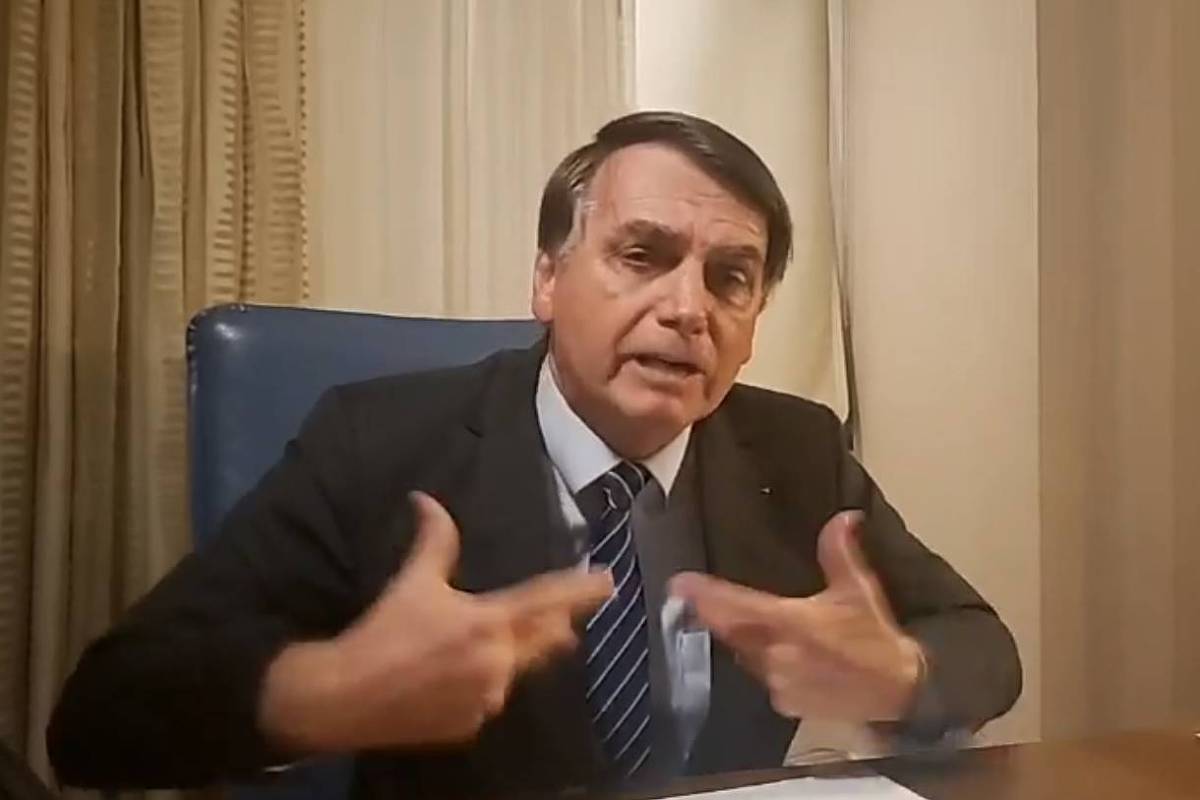 Bolsonaro ataca Globo e Witzel e nega envolvimento no caso Marielle